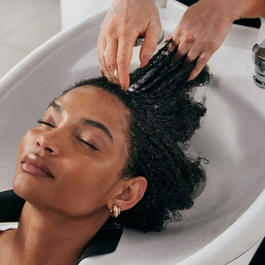 Summer Scalp Care for Seborrheic Dermatitis: A Practical Hair-Care Routine